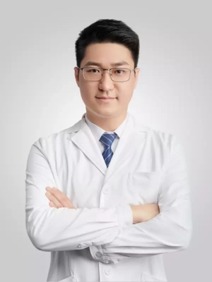 深圳維港牙科知名牙醫