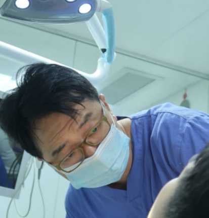 深圳维港口腔连锁